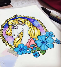 手稿彩色独角兽纹身图案
