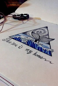 手稿三角形鱼尾纹身图案