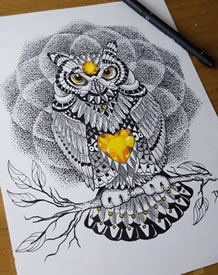 手稿点刺猫头鹰纹身图案