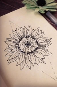 手稿的花朵纹身图案