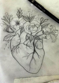 手稿素描心脏花纹身图案