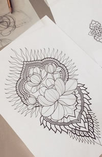 手稿线条莲花纹身图案