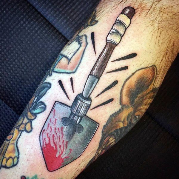 纹身工具   创意而又别致的铲子纹身图案