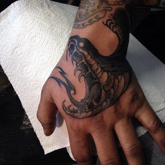 手背纹身  多款黑灰色调的手背纹身图案