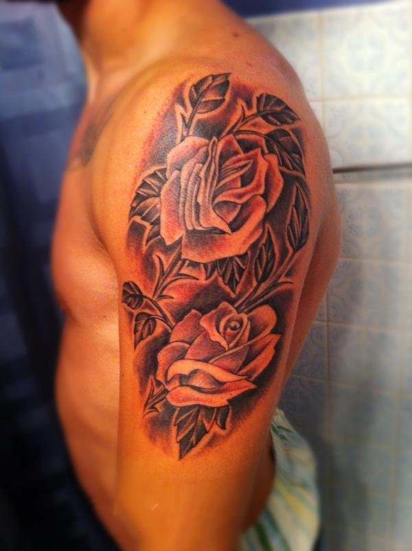 纹身唯美图片  花枝招展的玫瑰纹身图案