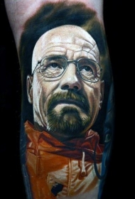 人物肖像纹身   神态严谨的人物肖像纹身图案