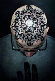 头部纹身图案  个性十足的男生头部纹身图案