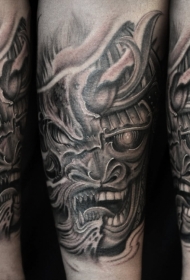 飞龙纹身图  霸气外漏的飞龙纹身图案