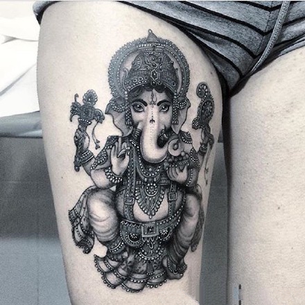 手臂黑灰象神_一组12张手臂上的黑灰象神纹身图案作品欣赏