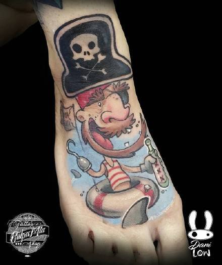 彩色纹身图案-九张漂亮的彩色纹身图案作品欣赏