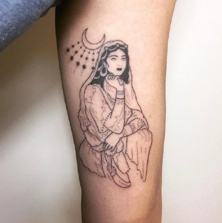 人物点刺纹身-9张黑色异域风的点刺纹身图案