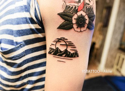 小图案纹身-9张创新又有趣的小图案纹身图片