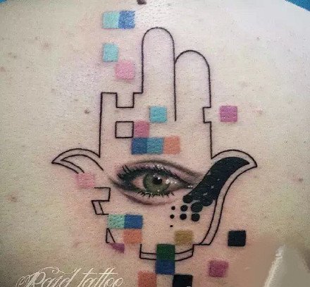 符号纹身-法蒂玛幸运之手保佑平安祈求健康的纹身图片