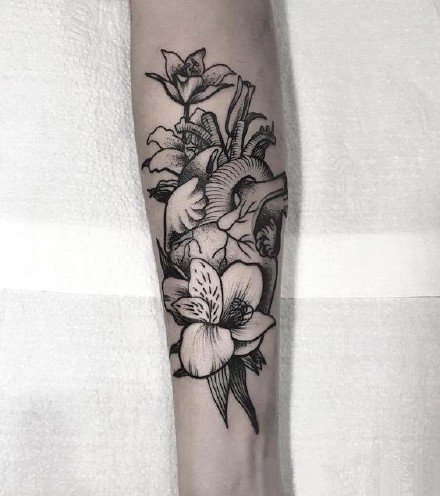 手臂纹身图案-9张适合在手臂的纹身图片