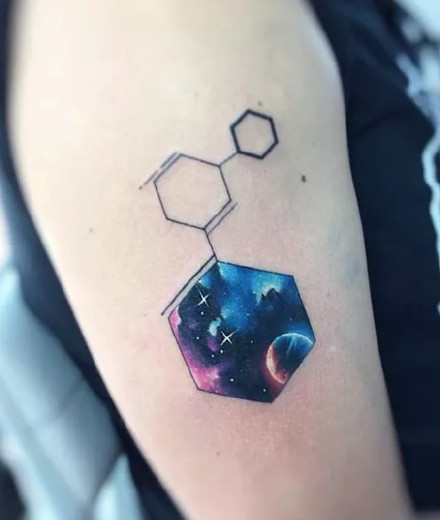 水彩纹身图案-简单又文艺的彩色纹身小图案