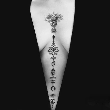 性感纹身图案-血脉喷张的美女性感纹身图片