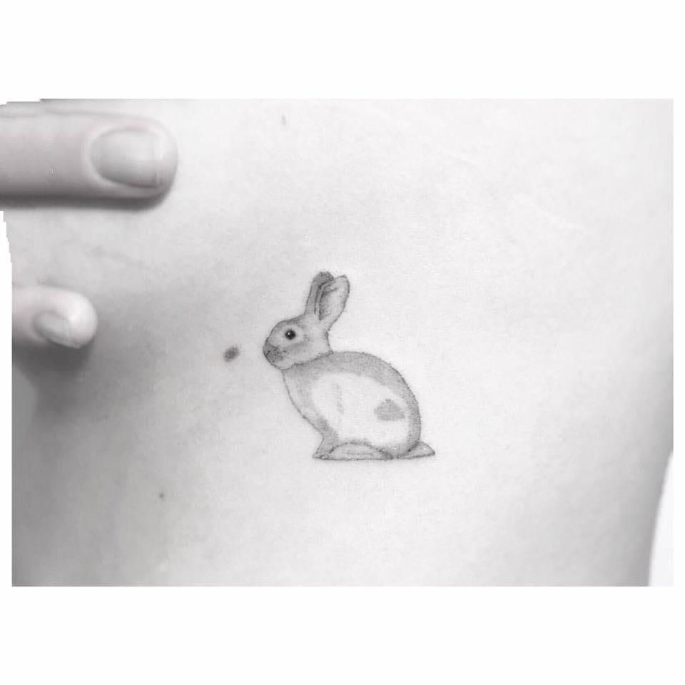 小清新纹身图案-黑灰素描点刺技巧描绘的创意文艺小清新小图案纹身图案