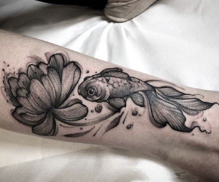 黑灰纹身图案-9张好看的黑灰格调的纹身图片