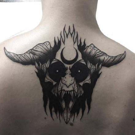 酷炫纹身图案-9张好看的酷黑纹身图片