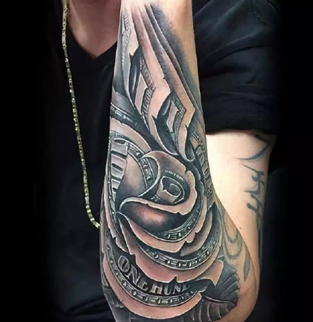 钞票纹身图案-随身带着钱的钞票创意纹身图片