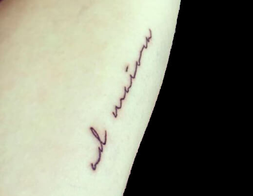 异域风格的拉丁文纹身图案-拉丁文纹身图片