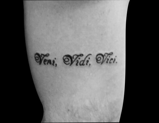 异域风格的拉丁文纹身图案-拉丁文纹身图片