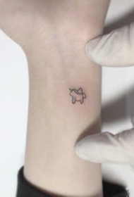 小清新纹身-9张可爱简单的小清新纹身图片