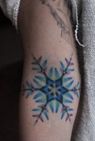 纹身雪花 白雪纷飞的唯美雪花纹身图案