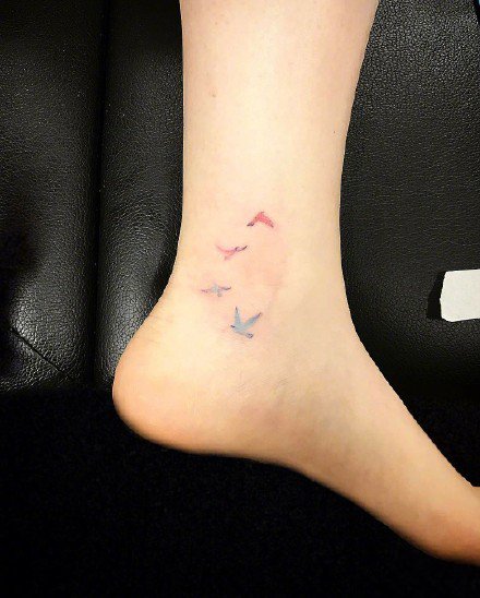 微刺青风格纹身图案-很适合女生的小清新纹身图片