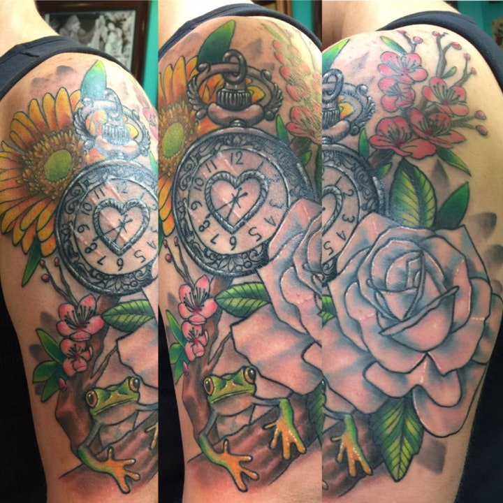 花朵纹身图案-20张身体各个部位传统彩绘纹身图案