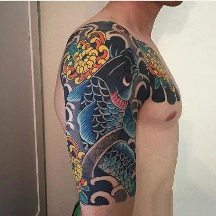 老传统纹身图案-9张老传统半甲纹身图片