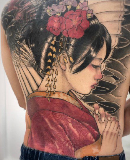 少女系列纹身图案-9张韩国纹身师Neondrug的创作少女系列纹身图片