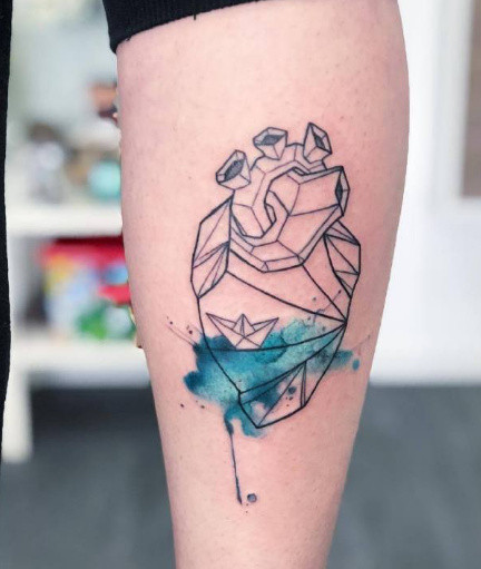 渐变色水彩纹身图案--9张漂亮的渐变色水彩纹身图片作品