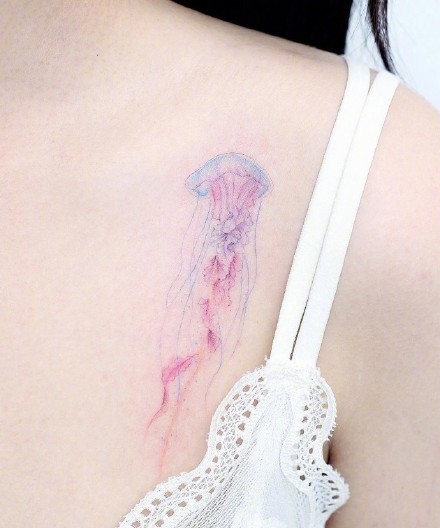 适合女生的少女心爆棚的简约小清新纹身图案