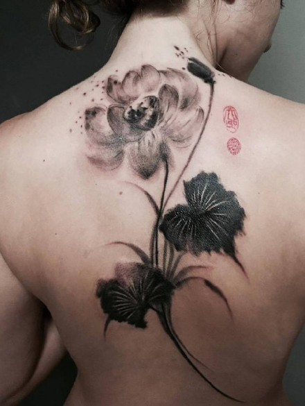 一组黑灰色中国风水墨纹身图案作品欣赏