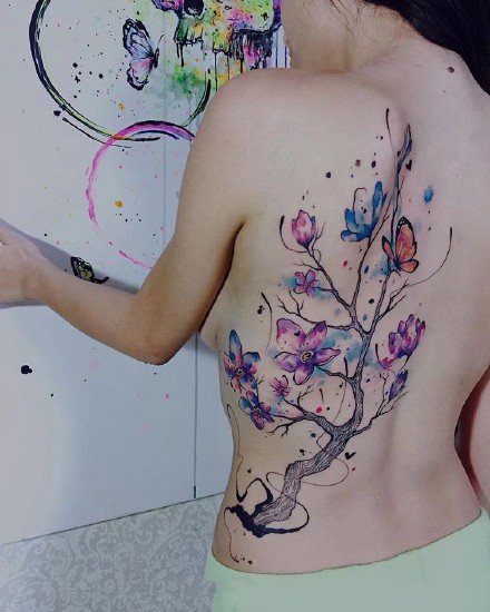 浓墨重彩纹身--21张色彩艳丽的重彩浓墨的纹身图案作品