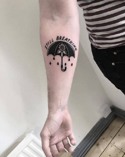 一组oldschool黑灰纹身图案作品图片欣赏