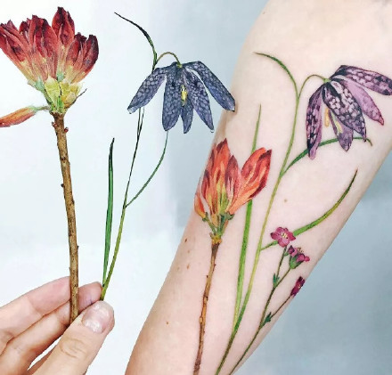 植物纹身图-一组把植物纹在身上的纹身图案作品