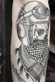 摩托车纹身图案-创意的霸气精致的摩托车骑手纹身图案