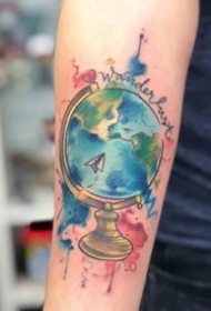 渐变色水彩纹身图案--9张漂亮的渐变色水彩纹身图片作品