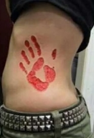 8张独特爱好的割皮肉雕纹身作品图片