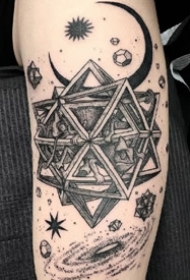 18张不错的黑灰点刺纹身图案作品欣赏