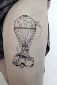 一组黑色简约线条点刺纹身图案