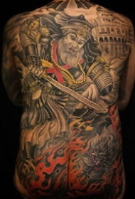 传统风格的一组男士大满背纹身图案