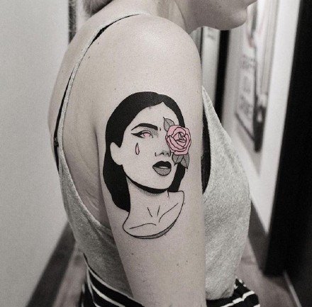 大腿纹身--一组大腿上的彩色小创意纹身图案