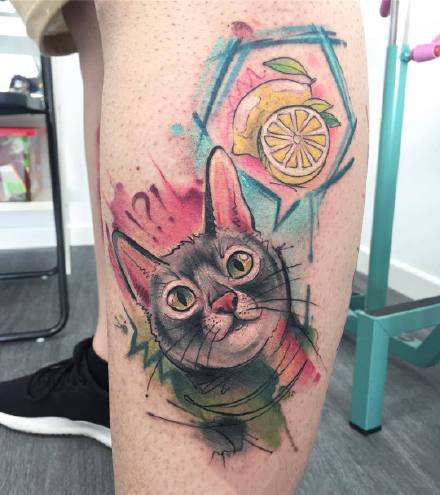 水彩卡通纹身--手臂和腿部色彩艳丽的水彩色卡通纹身图案