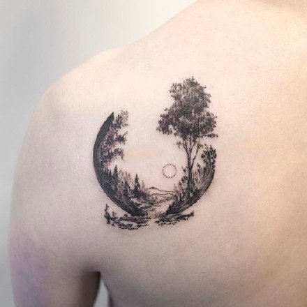 一组简约的小树纹身图案9张
