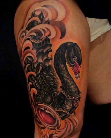 天鹅纹身图--一组关于天鹅的漂亮纹身图案欣赏