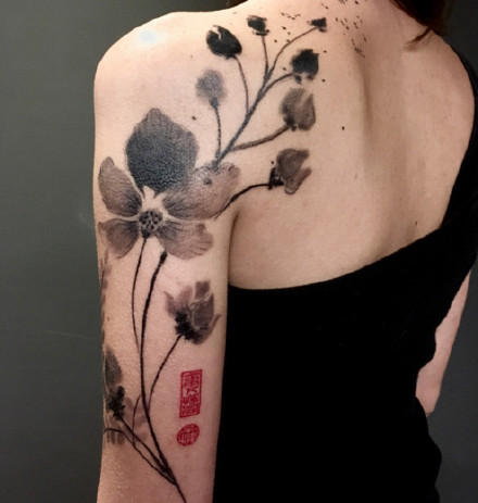 漂亮的水墨中国风纹身图案一组12张