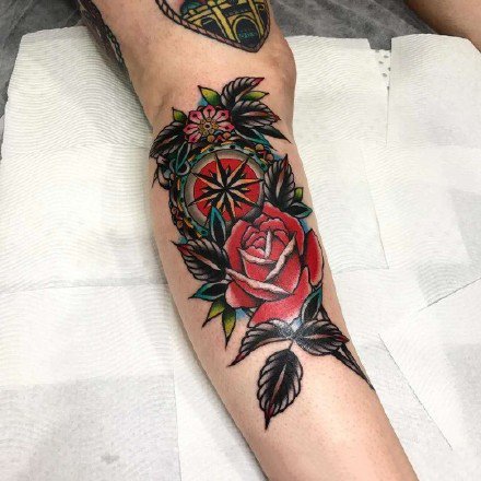 oldschool风格的一组彩色复古oldschool纹身图案作品